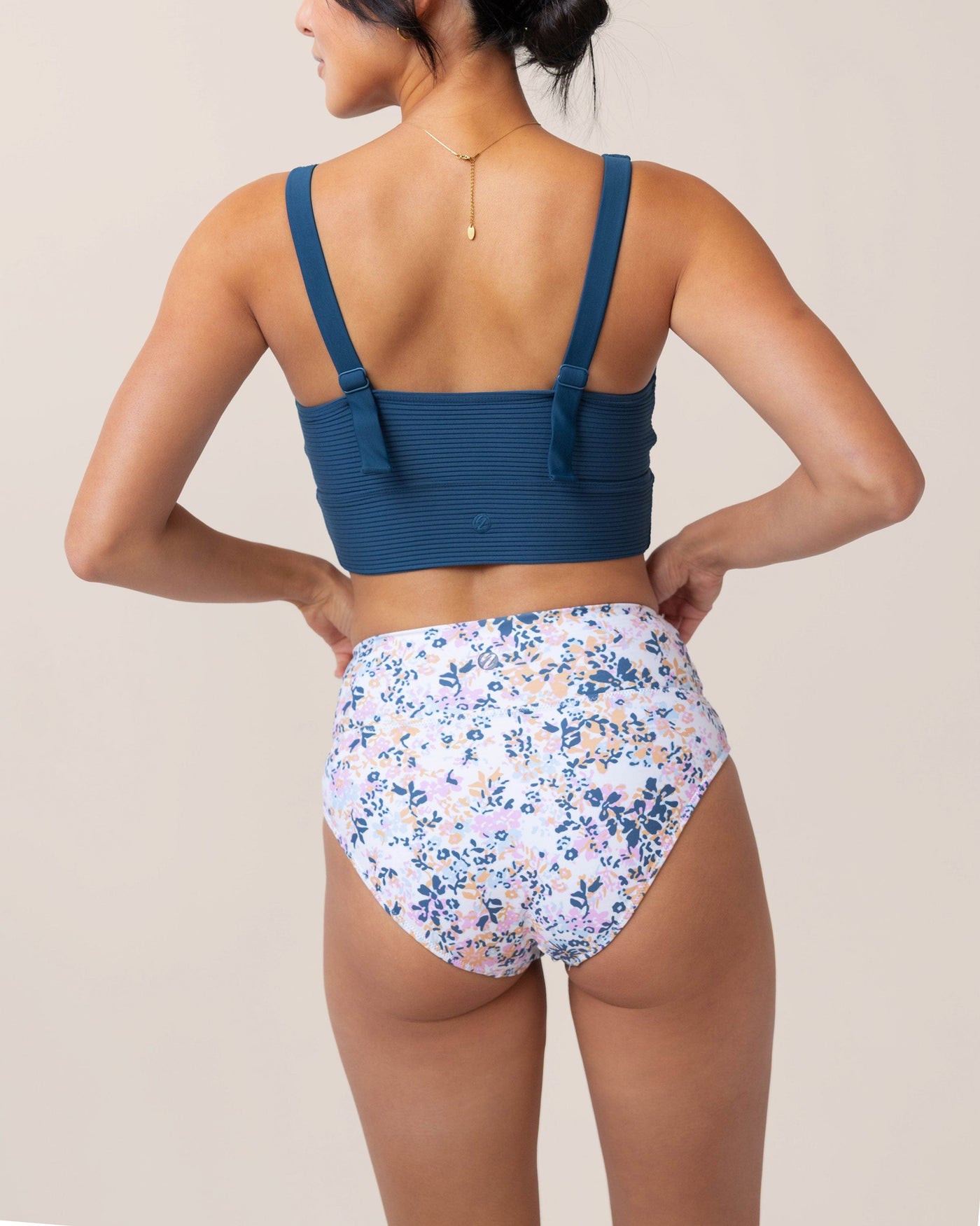 Coastal Flat Rib Avant Crop