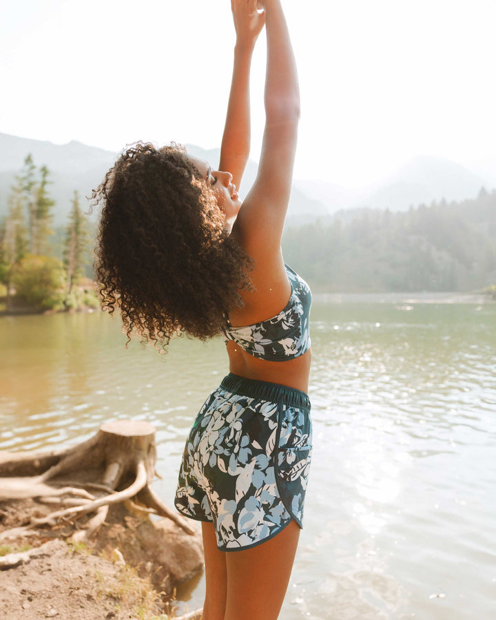 Luna Hybrid Reversible High Rise Short