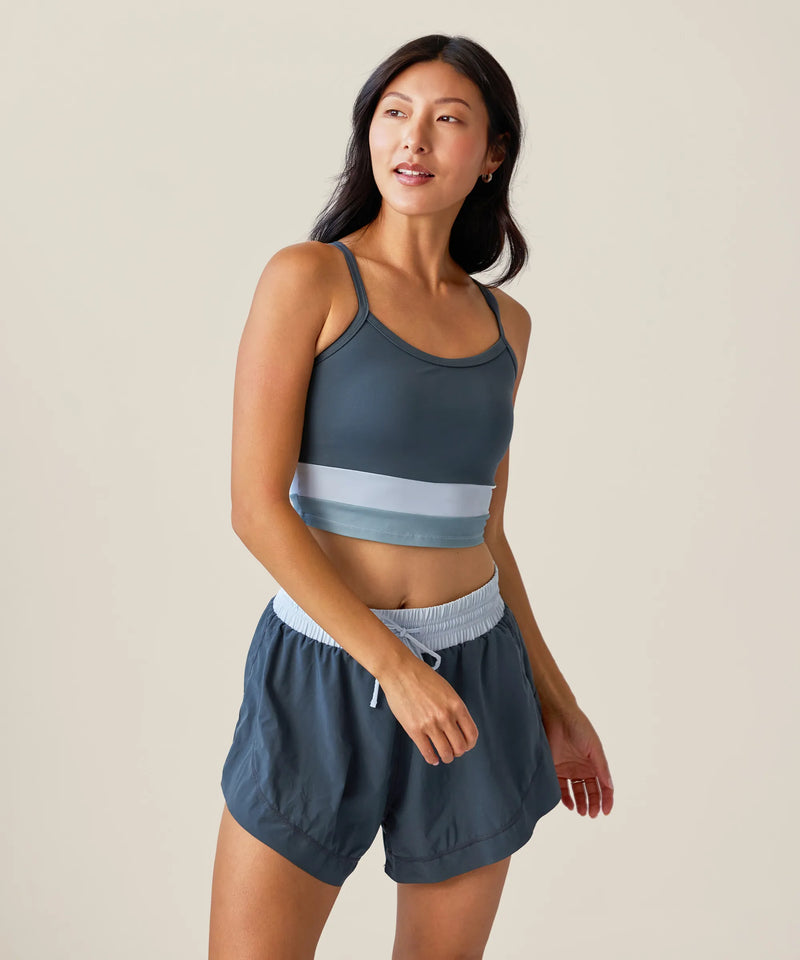 Summit Hybrid Colorblock Crop