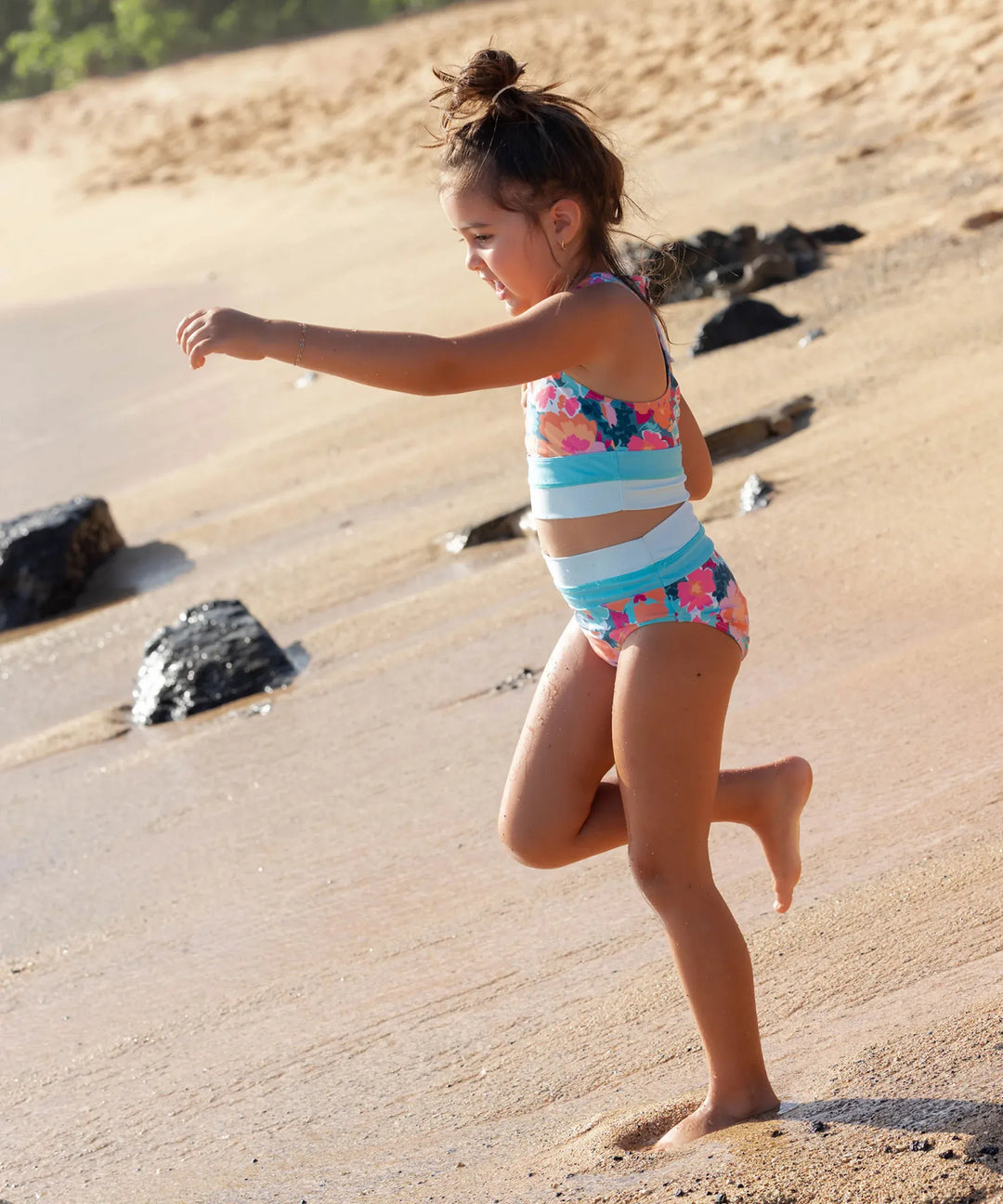Girls Bellevue Cut Back Crop Set