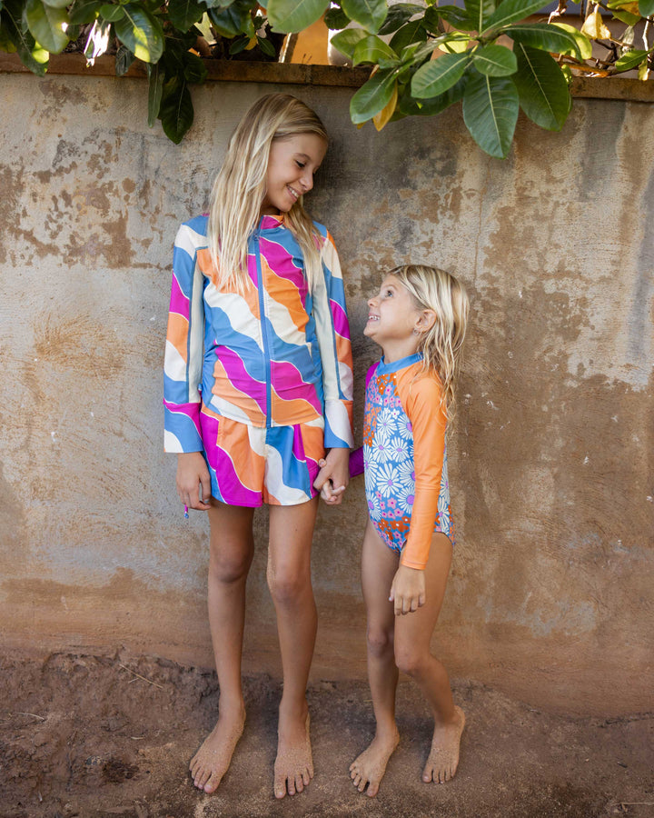 Sunrise Mini Hybrid Short