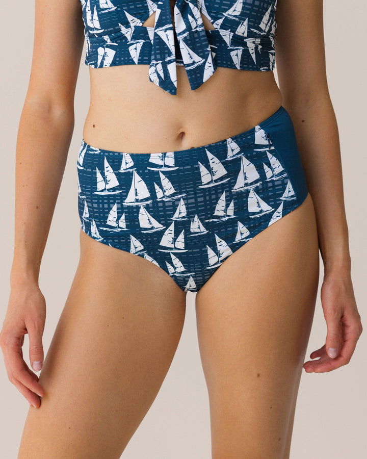 Nautical Zip Pocket Bottom