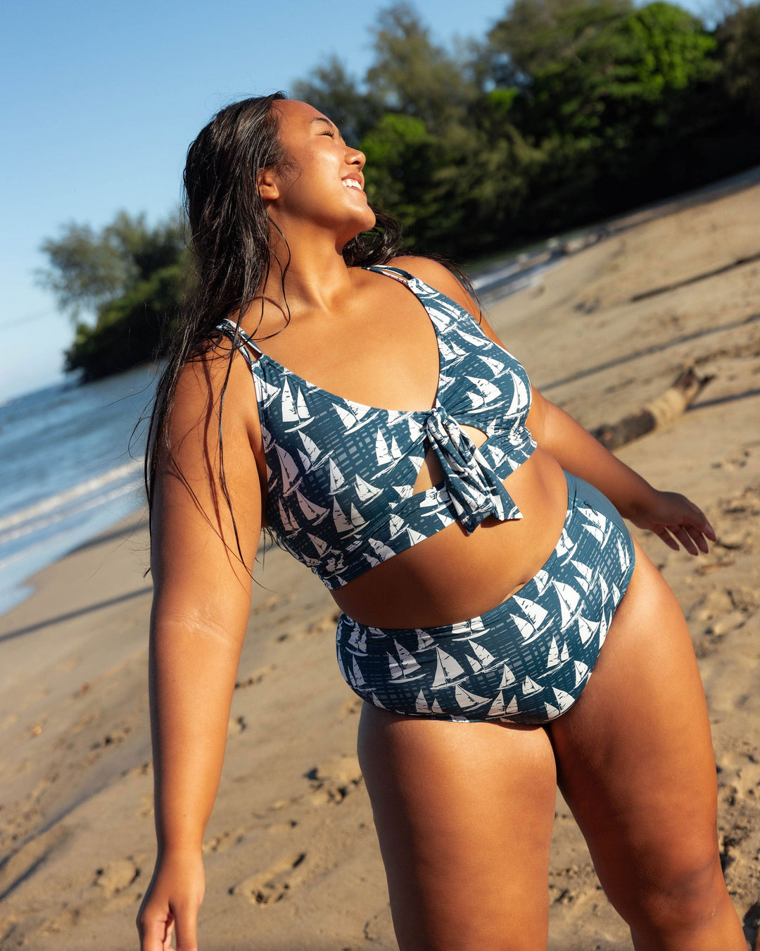 Nautical Zip Pocket Bottom