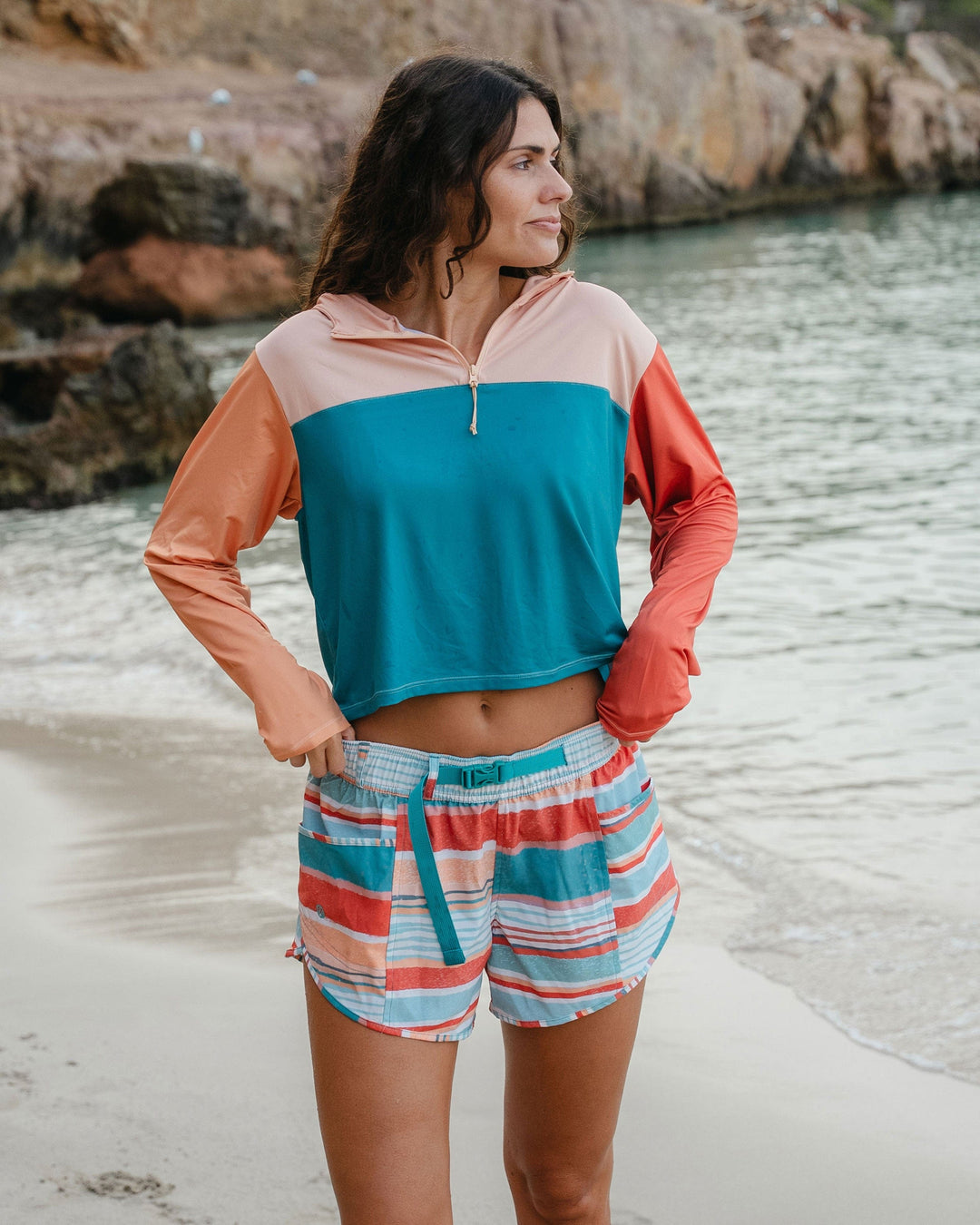 Canyons Hybrid Explorer Short