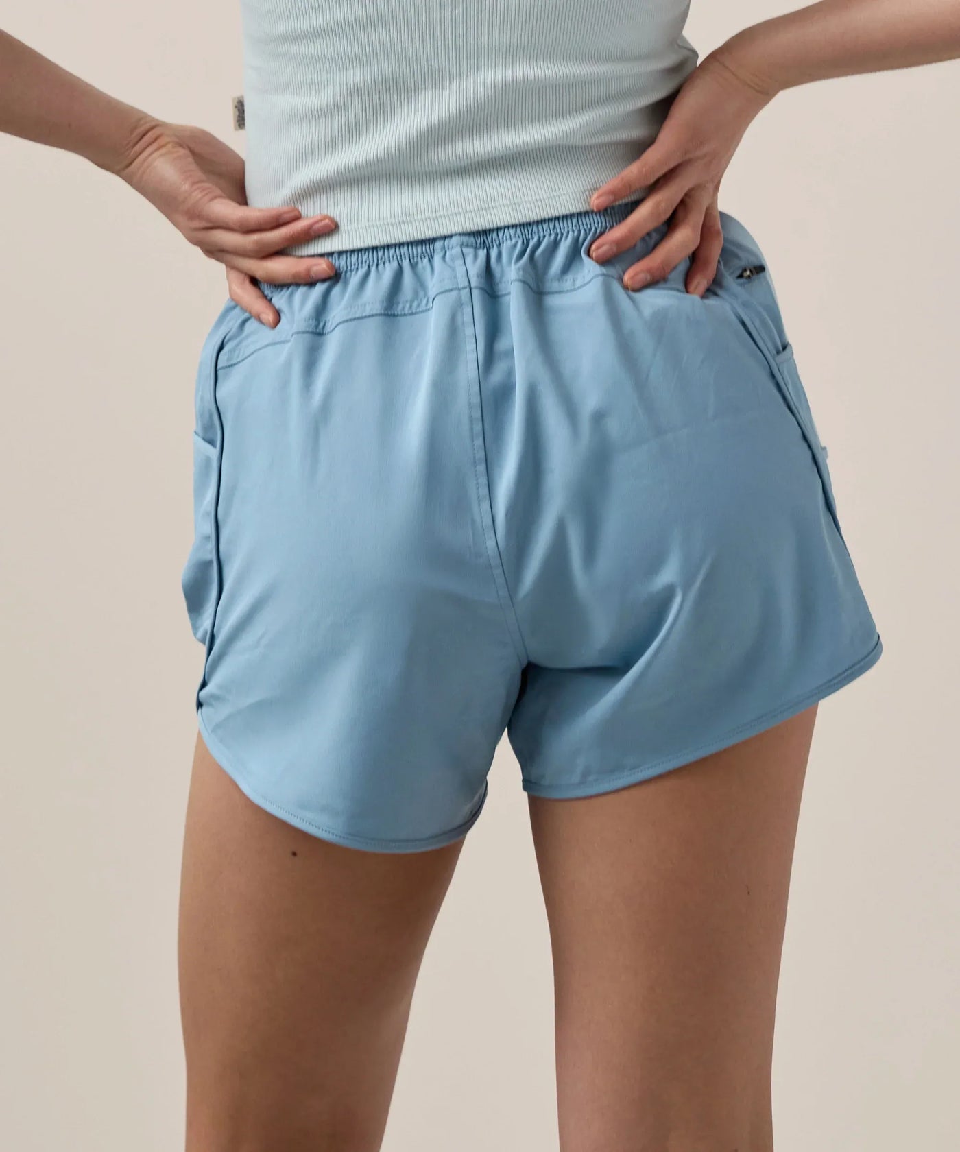 Mountain Spring High Rise Hybrid Short