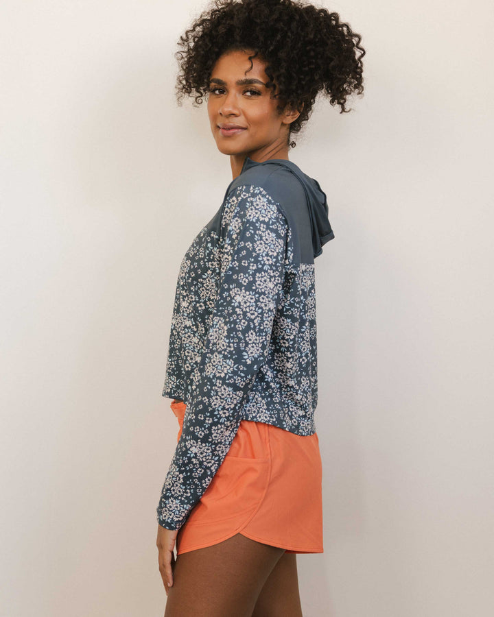 Wild Flower Quarter Zip Sunshade