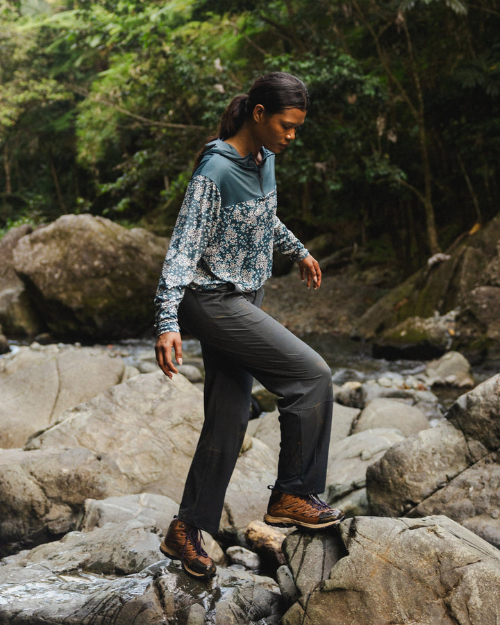 Wild Flower Quarter Zip Sunshade