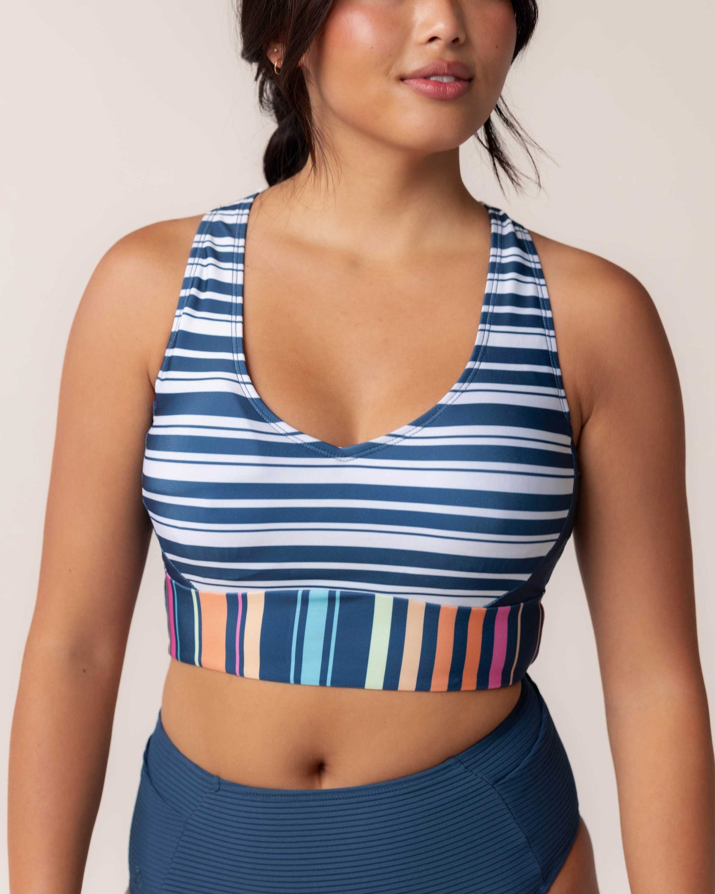 Tevy Underwire V-Neck Crop