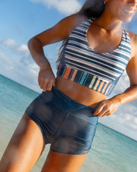 Tevy Underwire V-Neck Crop