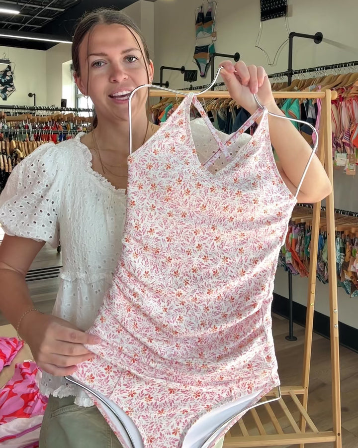 Groove V-Neck Tankini