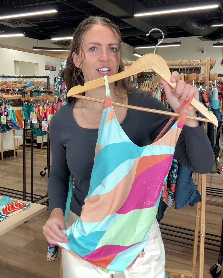 Crest V-Neck Tankini