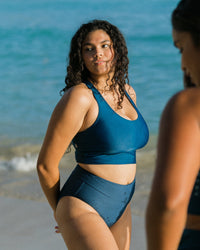 Navy Reef Break Crop