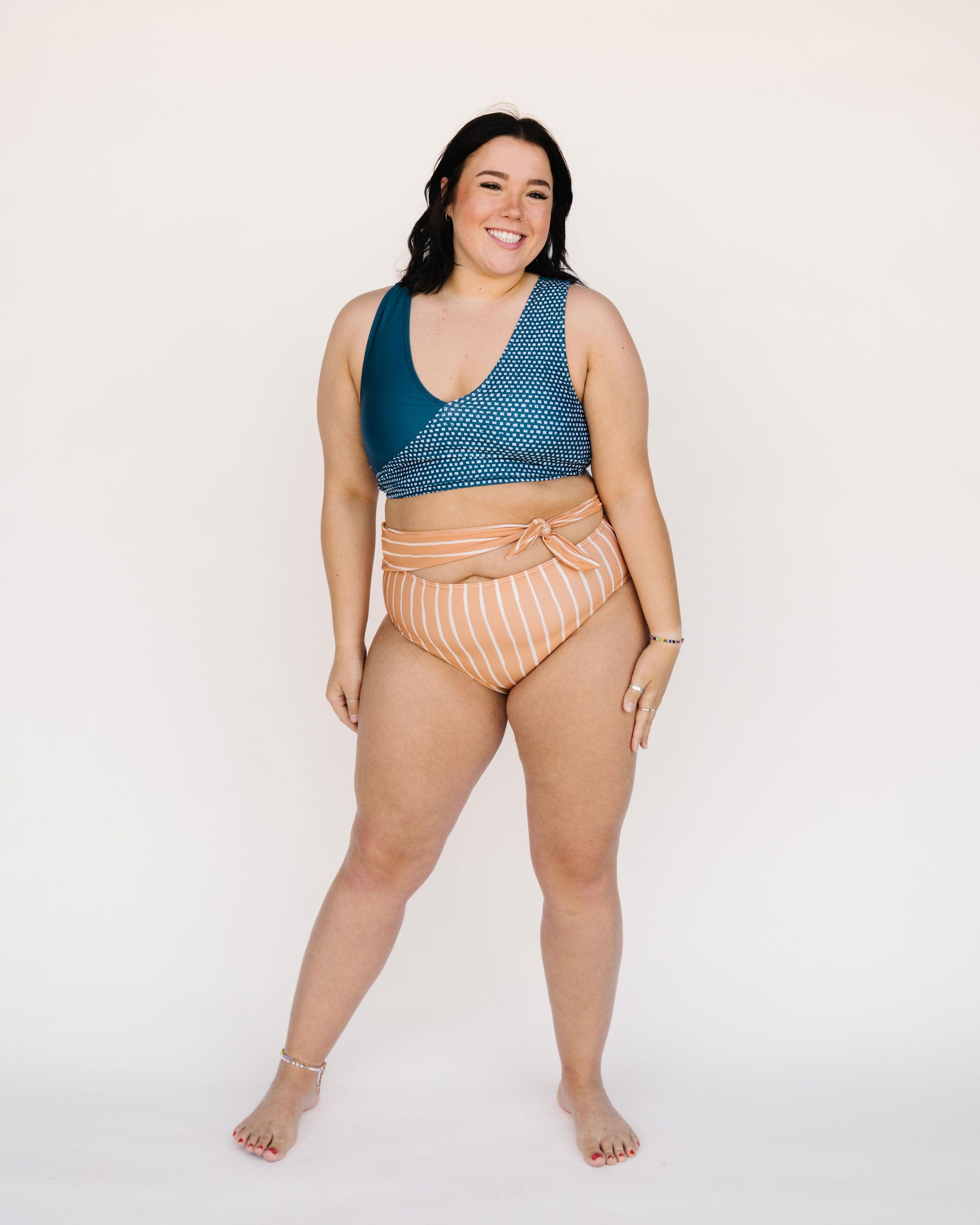 Squared Switch V Crop – Nani Swimwear
