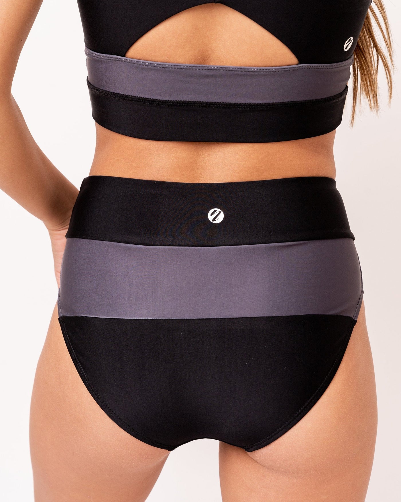Black Horizon Bottom