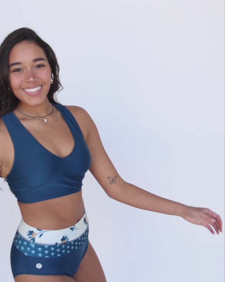 Navy Switch V Crop Sizing Video